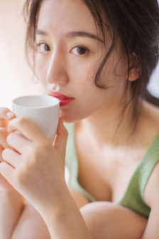 镜子里看我怎么进入你